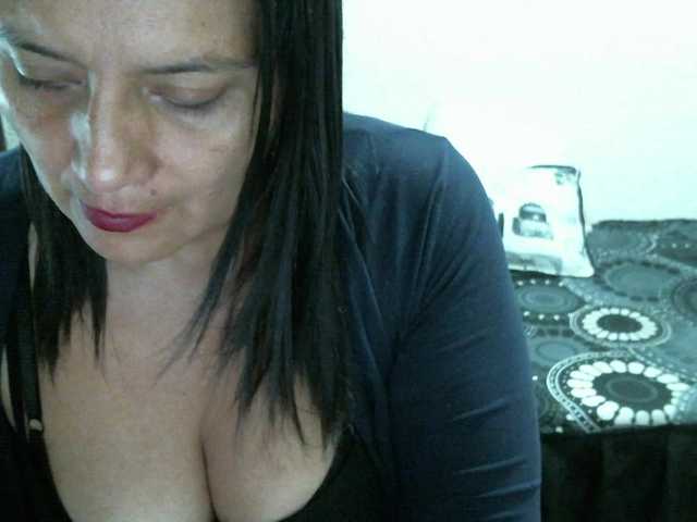 Ringhäälingupildid fierywoman