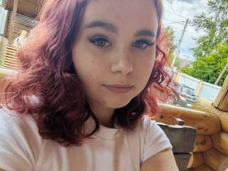 Erootiline videovestlus Fleurdelysa