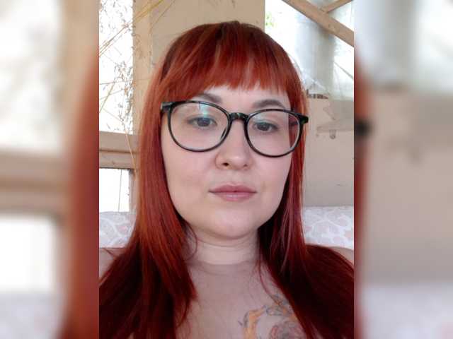 Ringhäälingupildid MISTRESS-FOX