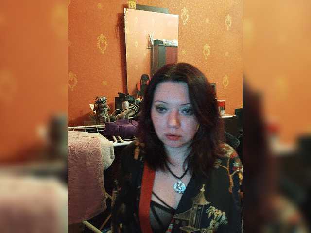 Fotod FoxxyLove69 Dirty talk and simple conversation 60 tokens, type of goal 1500 I do strip shows and squirt shows for everyone. Any of your desires are completely private.
