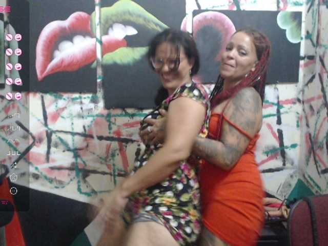 Fotod fresashot99 #lesbiana#latina#control lovense 500tokn por 10minutos,,,250 token squirt inside the mouth #5 slaps for 15 token .20 token lick ass..#the other quicga has enough 250 token