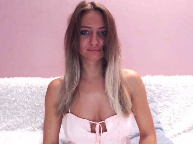Fotod Gamora- Hello everyone, I only go to full private. I don't undress in the free chat ..