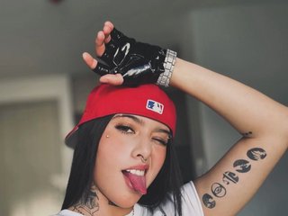 Erootiline videovestlus Gangster-girl