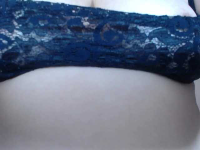 Fotod genesisbland hello! welcome to my room! i love c2c, cum, feets, spanking , LOVENSE ON!