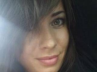 Erootiline videovestlus geryana