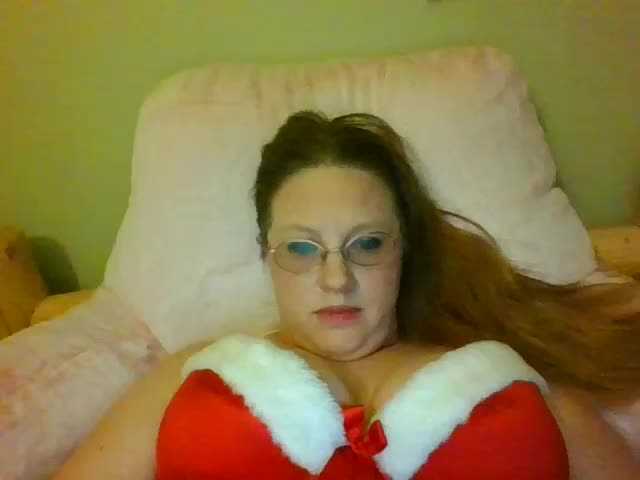 Fotod ghostears Will I make the naughty or nice list #Lovense#bbw#bigboobs#chubby#daddy#chatting#new