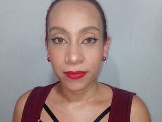 Erootiline videovestlus gissele-blue