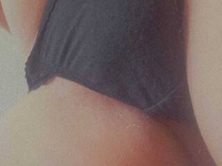 Erootiline videovestlus Gitarka