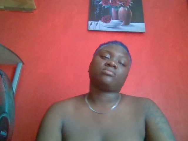 Ringhäälingupildid boobie_lexi