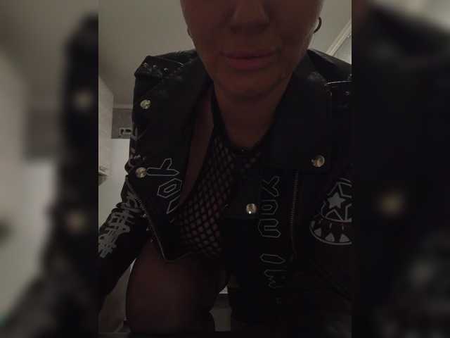 Ringhäälingupildid Goodgirl777