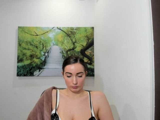 Fotod havanaginger1 #cum in for a #petite #teen and lets have fun! #bigboobs #ass #c2c #stripshow #cumshow