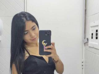 Erootiline videovestlus HelenaCyrus