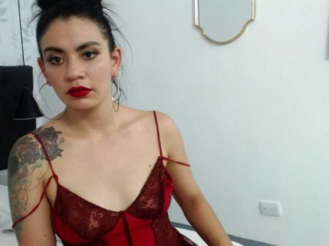 Fotod HelenaSaphire Hey guys I am feeling some naughty to day and I want to taste you 247