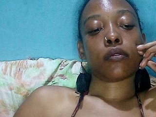 Erootiline videovestlus Hennesy-Camila