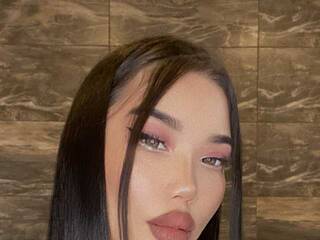 Erootiline videovestlus hinayya