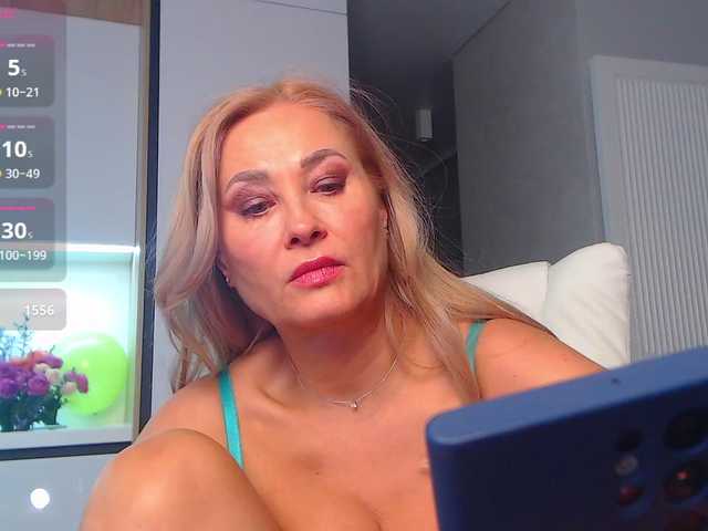 Ringhäälingupildid hold-me-tight