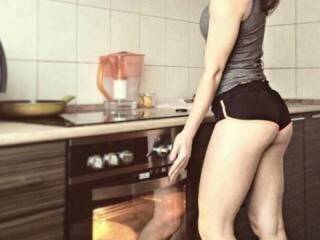 Erootiline videovestlus hollidolli