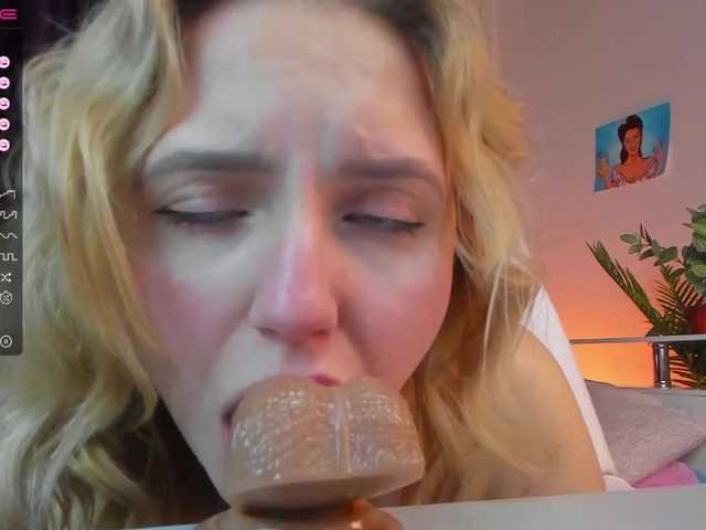 Ringhäälingupildid Holly-Lopez