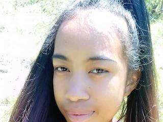 Erootiline videovestlus Hollybelle