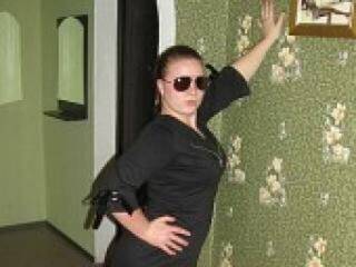 Erootiline videovestlus honeykissx