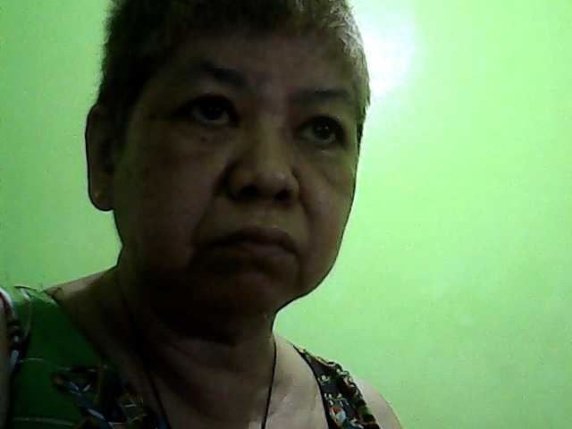 Ringhäälingupildid HornyGranny