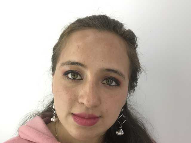 Profiili foto hornysofia