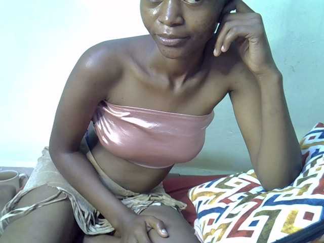 Ringhäälingupildid Hotdreamteen001