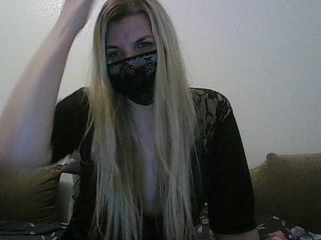 Ringhäälingupildid Hot-stuff-4u