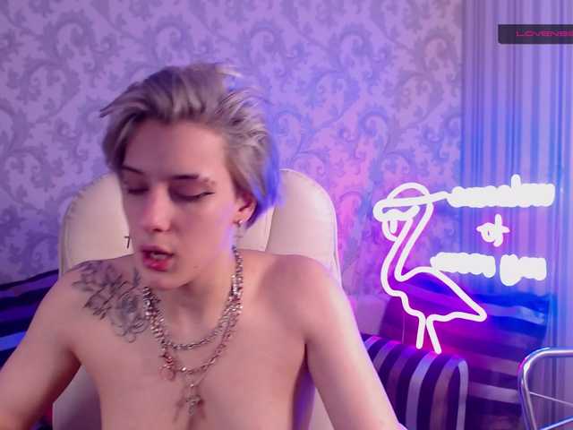 Ringhäälingupildid HottiDevil