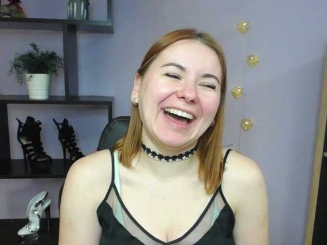 Ringhäälingupildid hottiexLayla