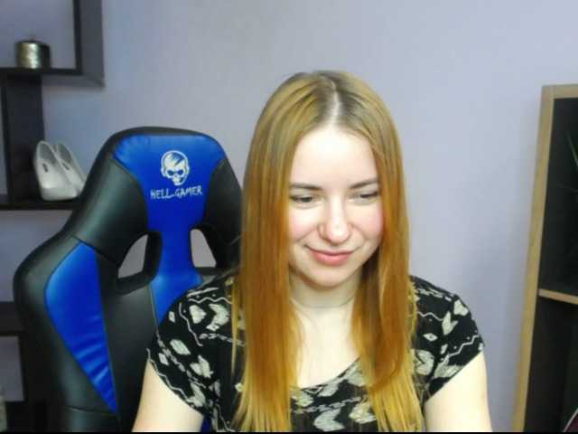 Ringhäälingupildid hottiexLayla