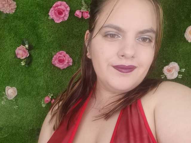 Profiili foto HugeTittiess