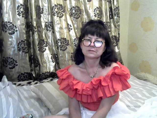 Fotod iLONA77777 HI camera - 100 watch your sperm and how you masturbate , give me pleasure 100 tokens vibrator from 5 tokens !! footjob - 100