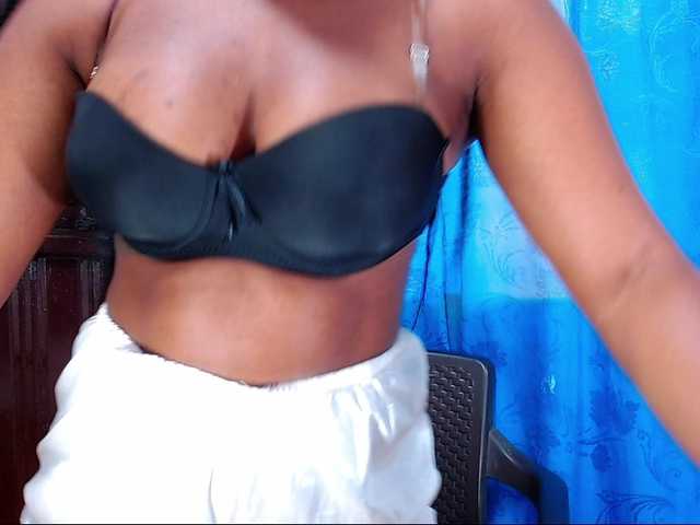 Fotod inayabrown #new #hot #latina #ebony #bigass #bigtits #C2C #horny n ready to #fuck my #pussy in pvt! My #Lovense is ON! #Cumshow at goal!