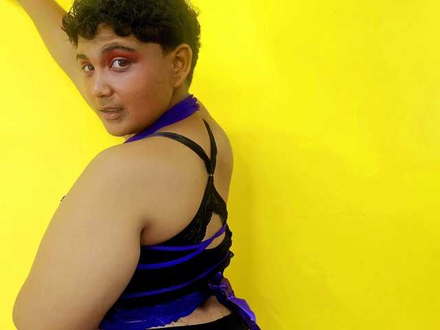 Profiili foto IndianFoxyXXX