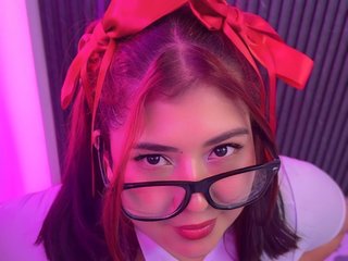Erootiline videovestlus Isabelle-Riddle