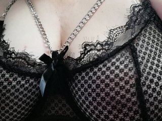 Erootiline videovestlus IsXLoves