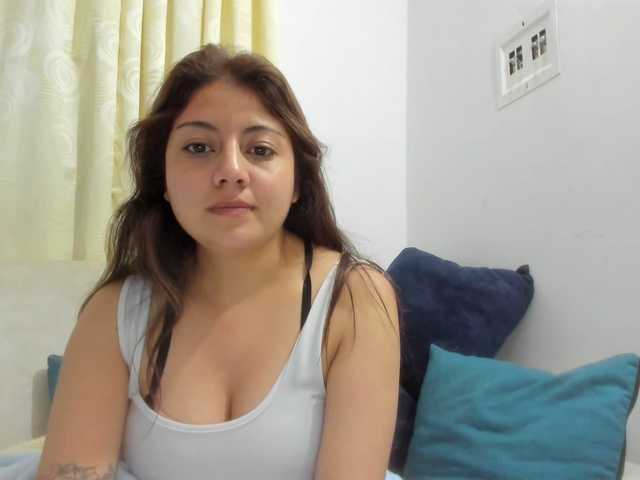 Fotod ivonne-25 hey today is a great day my pvt is open`to have fun, follow me