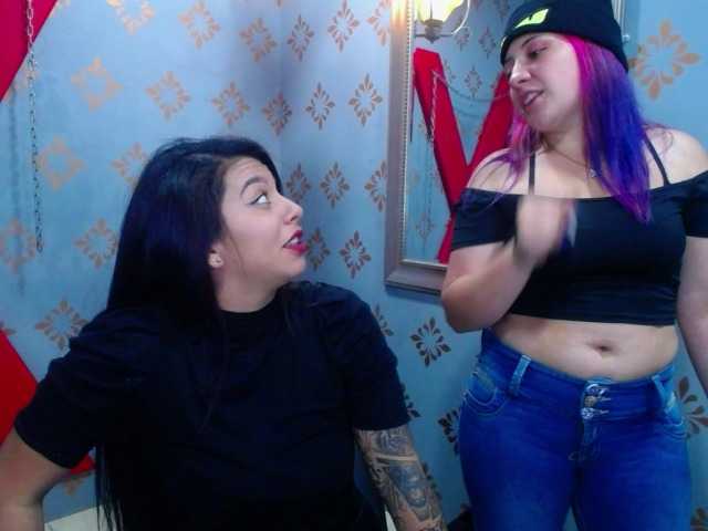 Fotod ivy-and-marie who wants to torture my slave