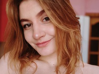 Erootiline videovestlus BizzyBeee