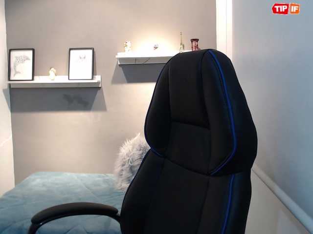 Ringhäälingupildid Jane-bigboobs