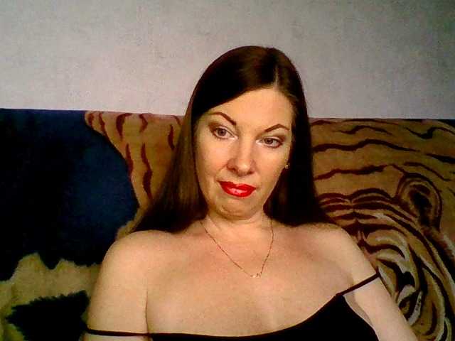 Fotod jannina show chest 50 current, look at the camera for 20, mutual subscription 5 current