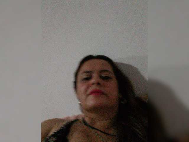 Ringhäälingupildid JazminFerrer3