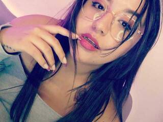 Erootiline videovestlus jennoz