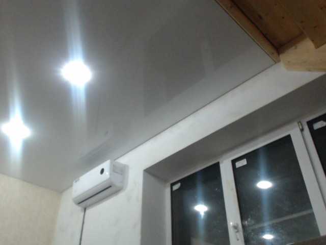 Ringhäälingupildid JessieWhites