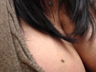 Ringhäälingupildid JessyMilfXXX