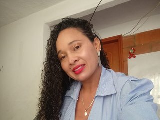 Erootiline videovestlus jesy-gomez