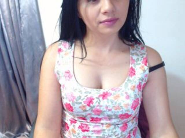 Ringhäälingupildid JolieNicole