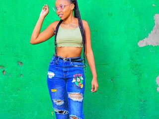 Erootiline videovestlus jovial255