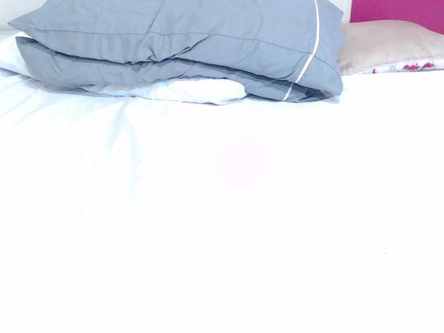 Ringhäälingupildid Juicyy-tits69